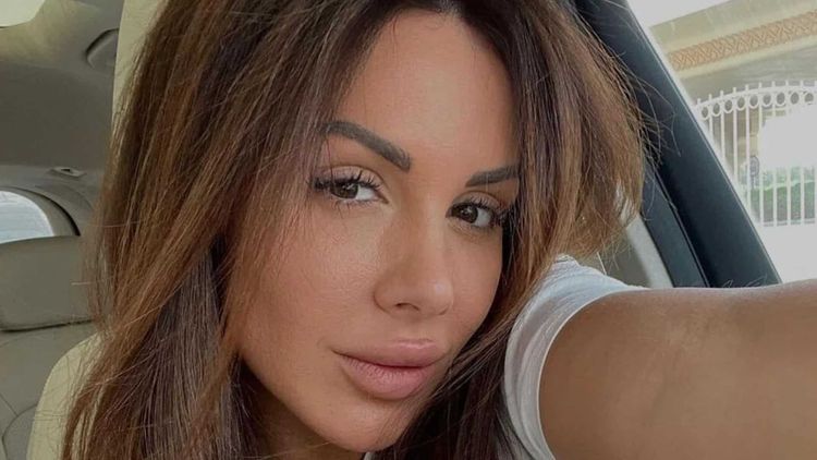 Laura Lempika : elle dévoile la chirurgie esthétique qu'elle regrette le plus et se confie sur la prochaine !