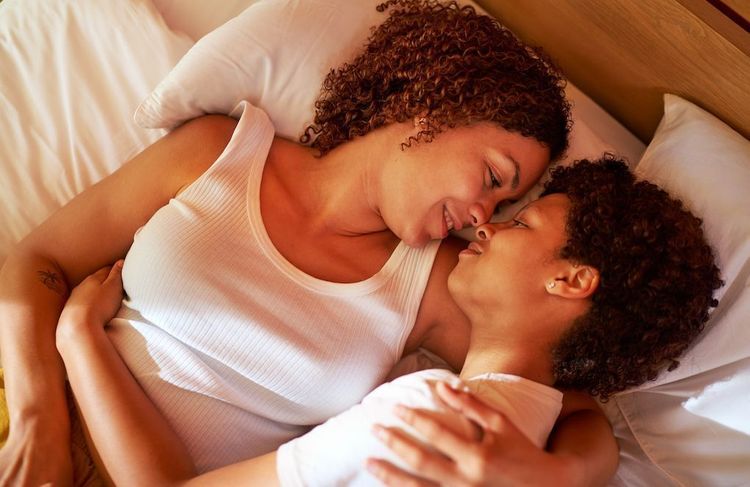 La sexualité de la génération Z est-elle plus « émotionnelle » que « physique » ? Une experte répond