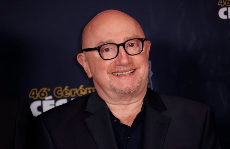 Josiane Balasko, Gérard Jugnot, Louane… les hommages à Michel Blanc se multiplient