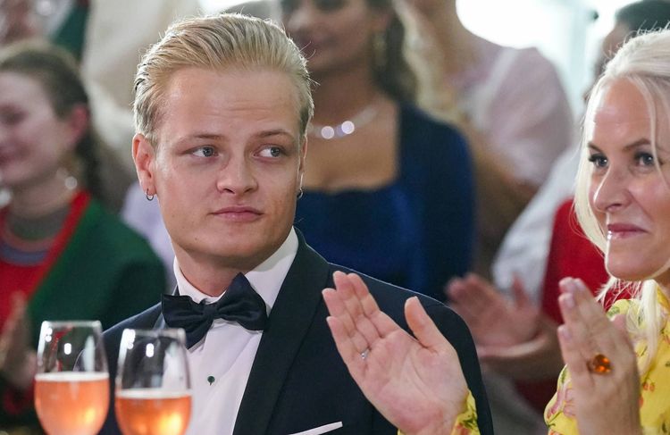 Le fils de la princesse de Norvège accusé de violences envers sa petite amie