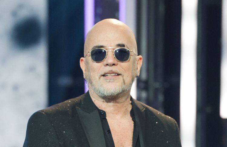 Pascal Obispo en concert à Paris : Zazie et David Hallyday réunis sur scène