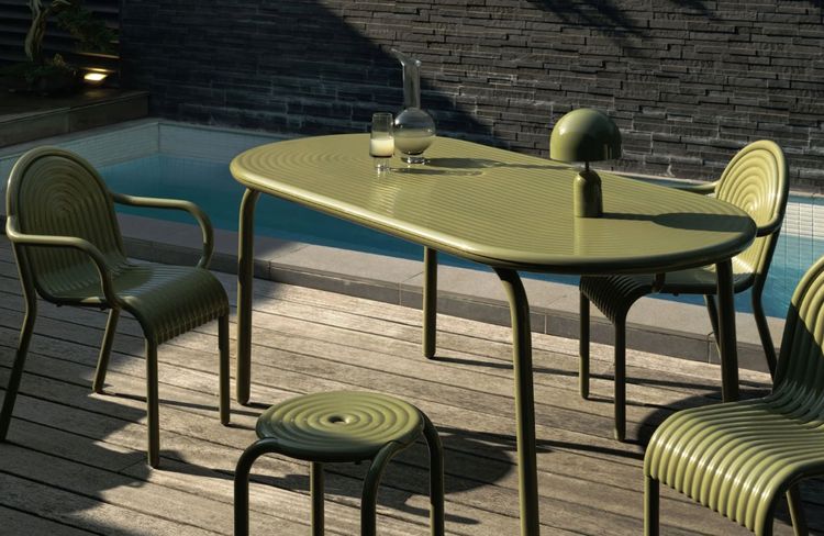 Quelles sont les couleurs tendances pour une terrasse en 2025