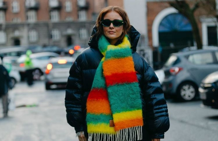 Pourquoi on a envie d'adopter l'écharpe XXL cet hiver