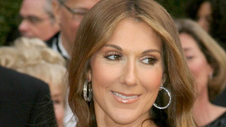 Céline Dion (56 ans) attirée par les femmes ? Sa biographe révèle sa "zone d'ombre"