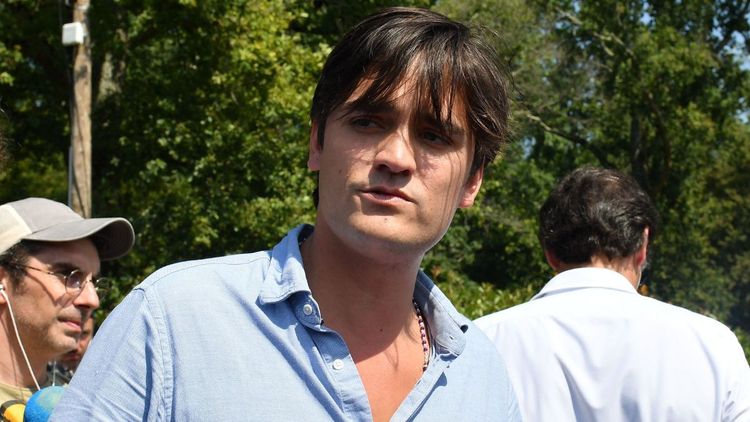 Le coup de massue d’Alain-Fabien Delon contre Anouchka, le testament de leur père contesté