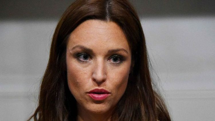 "Elle m’a fait me sentir mal à l’aise et se plaignait sans arrêt", "tout sauf gentille", Natasha St-Pier atomisée par un ancien partenaire