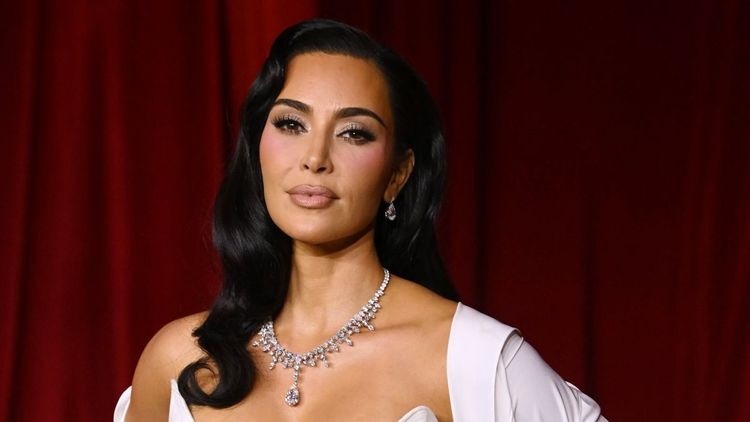 Dix ans après le braquage, l'affaire Kim Kardashian ressurgit : un procès en demi-teinte
