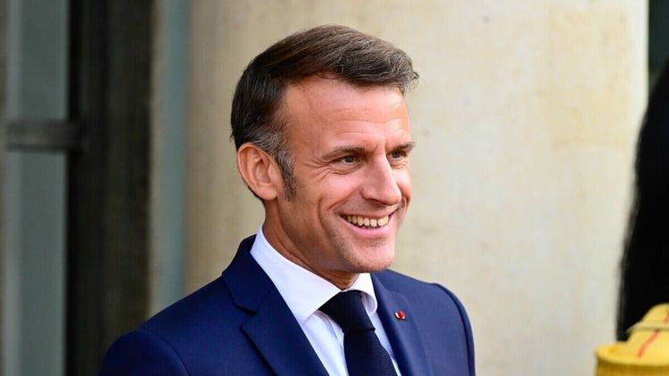 Emmanuel Macron : “près d’un million d’euros…”, son salaire XXL dévoilé