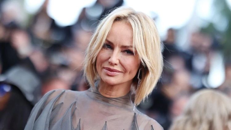 Propre sur elle, Adriana Karembeu casse le mythe et avoue : "Le soir, il m'arrive de..."