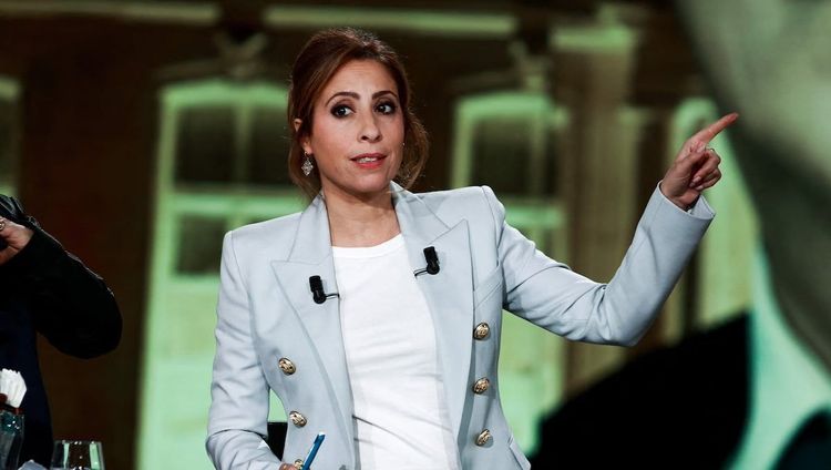 Quelle époque, c’est fini pour Léa Salamé ? Ce que son arrivée au JT de France 2 va réellement lui coûter