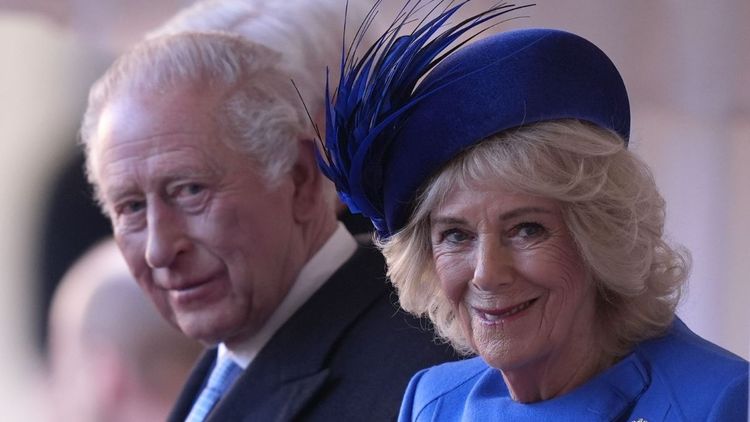 "Fantastique, regardez ça !" : Exit Noël, Charles III a fêté l'Aïd avec Camilla Parker-Bowles et se délecte d'un biryani