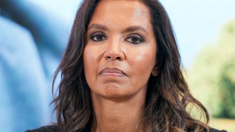 Karine Le Marchand en mauvaise santé ? Elle répond aux rumeurs