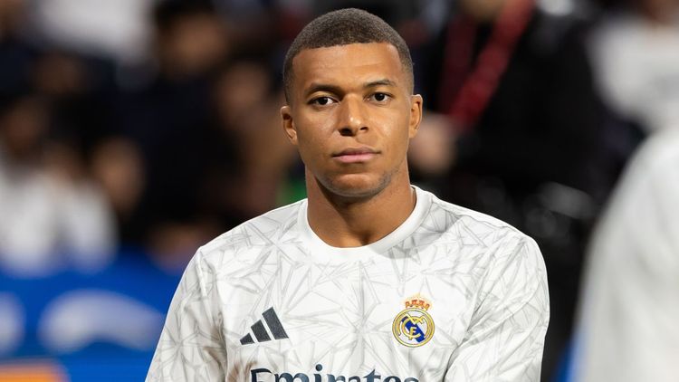 Nouveau rebondissement pour Mbappé ! Cette photo qui enflamme les réseaux sociaux