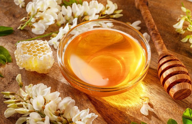 Les bienfaits du miel : le miel d’acacia pour calmer le stress