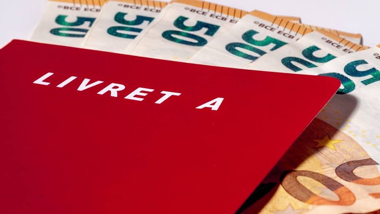 Livret A : mauvaise nouvelle, pourquoi vous perdrez jusqu'à 150 euros d'intérêts en 2025