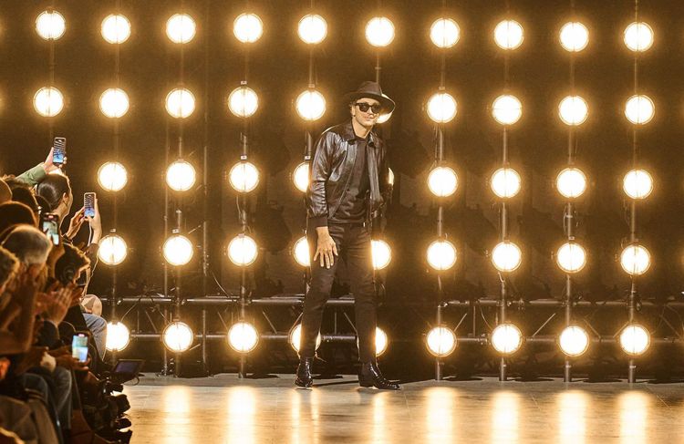 Hedi Slimane quitte la direction artistique de Celine
