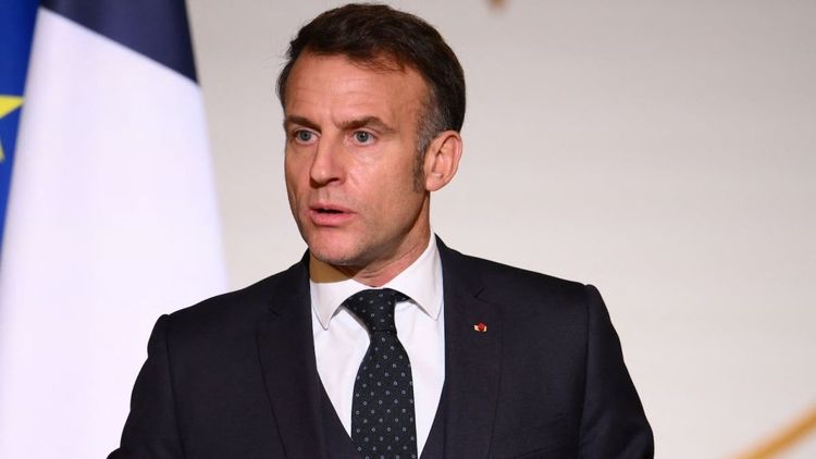 Emmanuel Macron insulté par l'un de ses gardes du corps : "Enfoiré...", révélations explosives