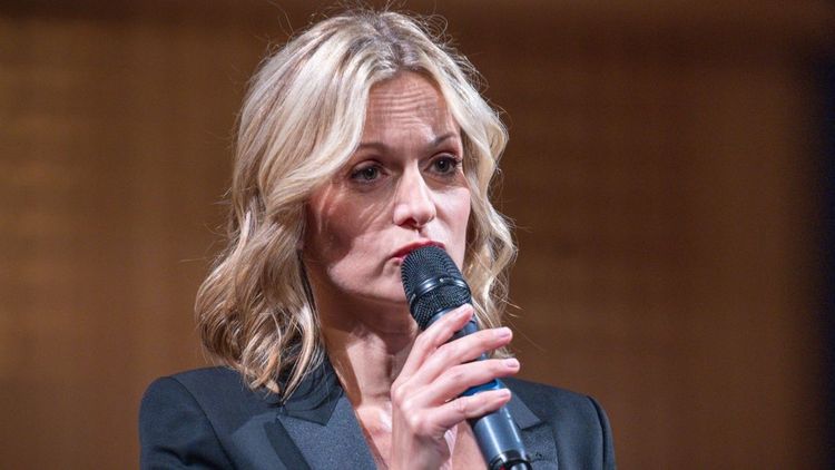 Audrey Crespo-Mara dévoile les derniers mots de Thierry Ardisson : "il voulait que je refasse ma vie"