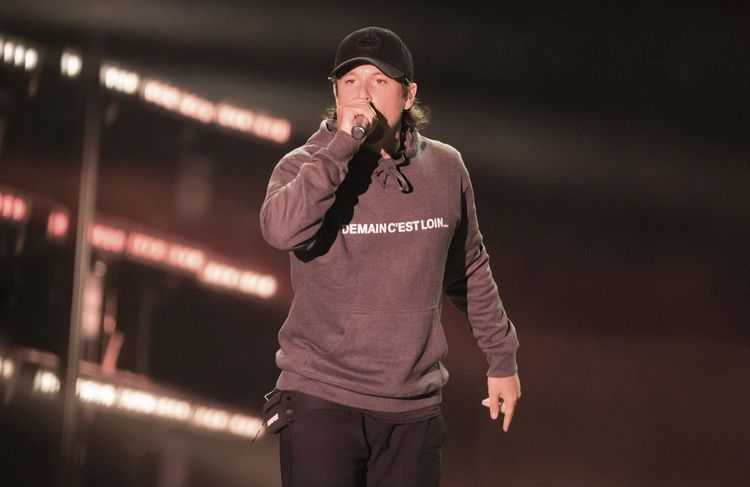 Nekfeu accusé de violences sexuelles et conjugales par son ex-compagne : le rappeur dément