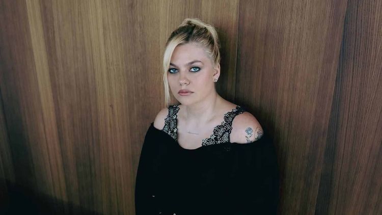 Louane : ce trouble handicapant dont souffre la chanteuse et qui lui a été découvert à l’âge de 8 ans