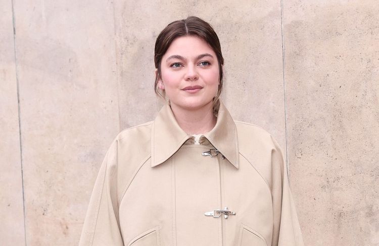 Louane dévoile des photos inédites de son mariage avec Florian Rossi