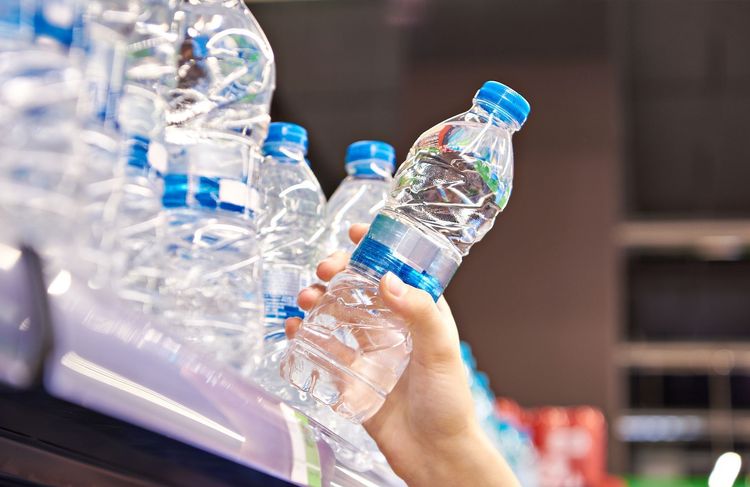 Peut-on vraiment éviter les aliments contaminés par les « polluants éternels » ?