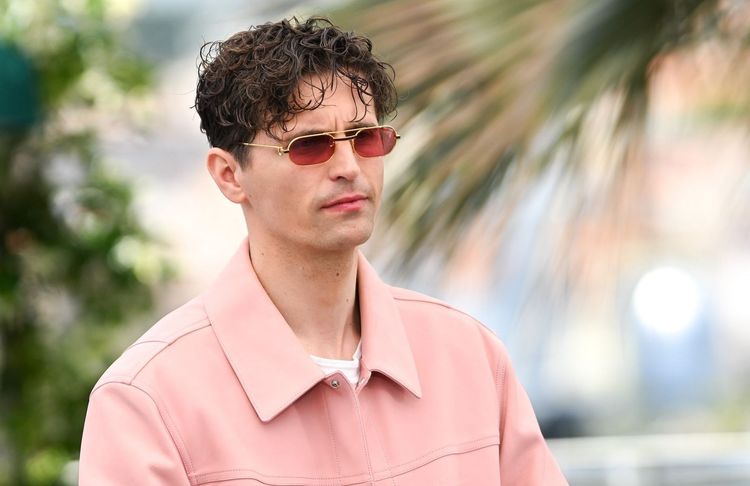 Raphaël Quenard annonce se retirer du biopic sur Johnny Hallyday