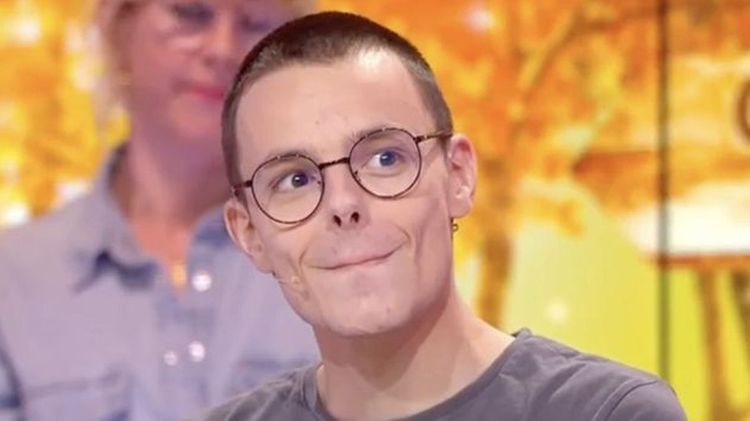 Les Douze coups de midi : Jean-Luc Reichmann interroge Emilien sur son couple, le champion gêné ? Il répond cash