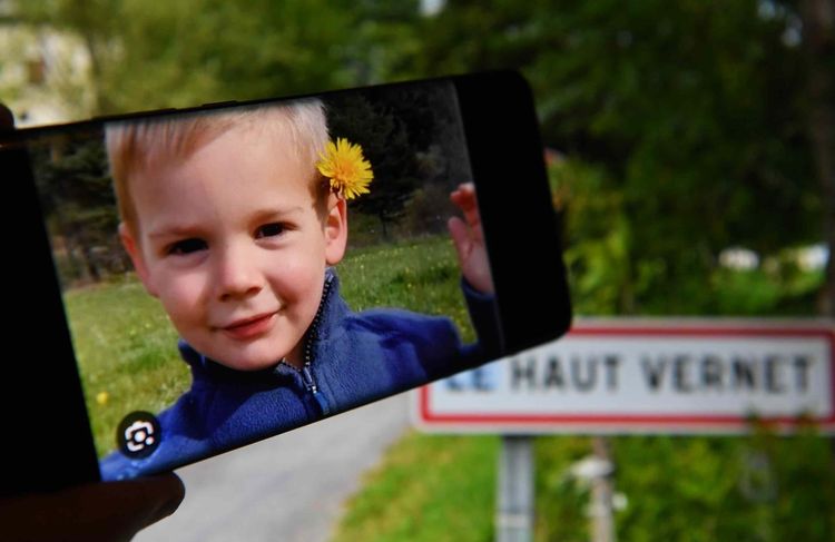 Mort du petit Émile : le troublant suicide du prêtre qui a baptisé le petit garçon