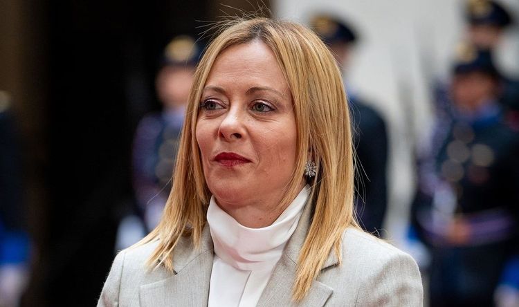 Giorgia Meloni a divisé la dette de moitié, pendant que Macron patine... mais les Italiens s’appauvrissent : "Elle est incapable de générer des gains"