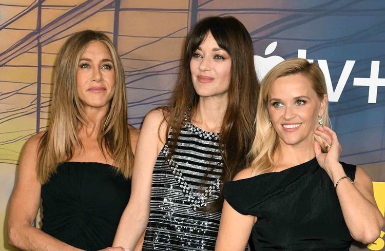 « C’est vraiment une icône » : Marion Cotillard se confie sur sa co-actrice Jennifer Aniston