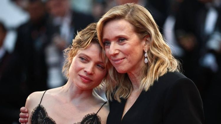 Mélanie Thierry (La vie d'une femme) : l'actrice fait des confidences sur les scènes intimes tournées avec Léa Drucker, "c'est plus..."