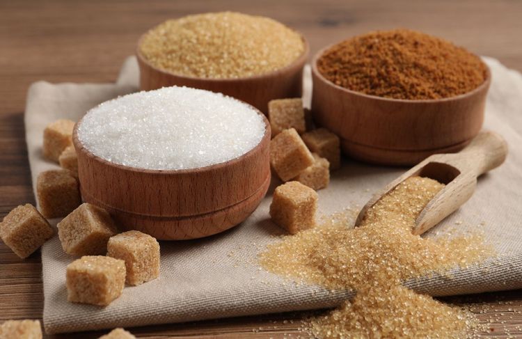 Le sucre de canne est-il meilleur pour la santé que le sucre blanc ?