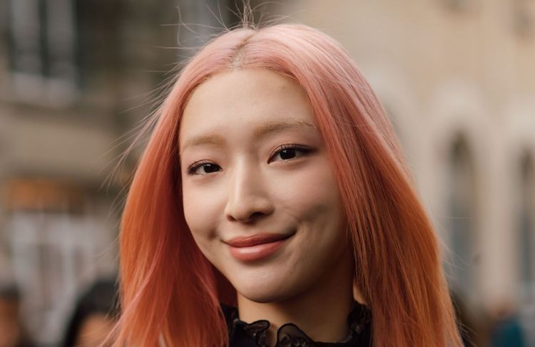 En Corée, cette technique de comblement des sourcils s’impose comme une nouvelle tendance capillaire