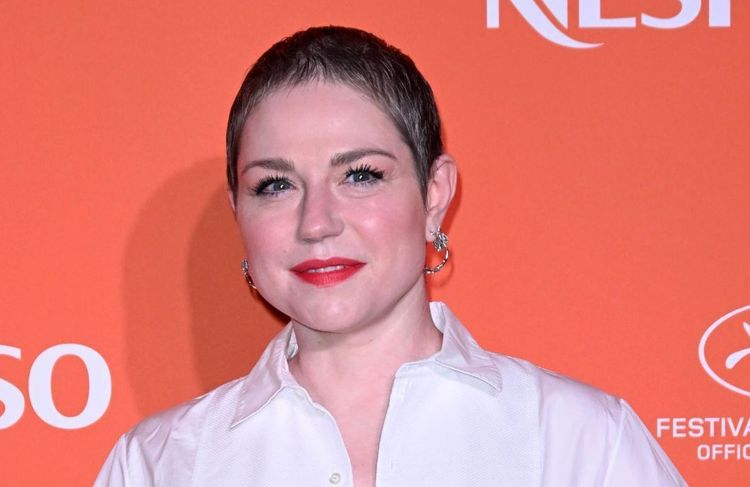 Décès d’Émilie Dequenne : sa fille Milla réagit au message déchirant de son beau-père Michel Ferracci