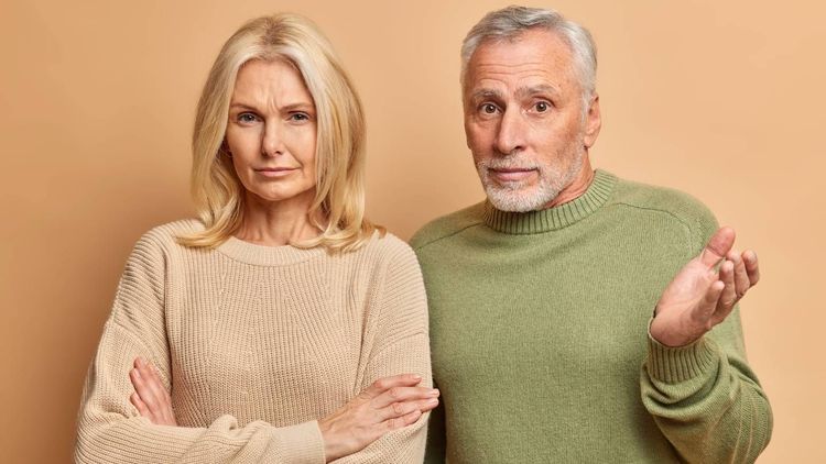 Revalorisation du RSA, réforme des retraites gelée, critiques sur La Banque Postale : ce qu'il faut retenir ce mercredi
