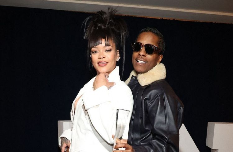 Procès d'A$AP Rocky : le rappeur saute dans les bras de Rihanna après avoir été relaxé