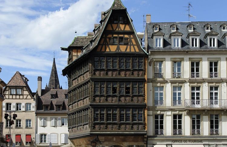 Le congé ménopause et endométriose de la ville de Strasbourg retoqué par la justice