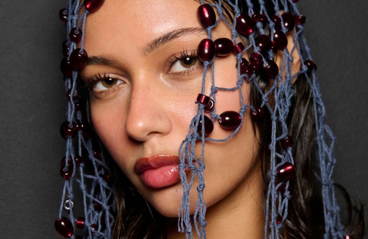 Comment reproduire la tendance « lollipop lips » qui fait le buzz sur les réseaux ?