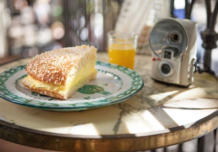 La tarte tropézienne, petite histoire d’un dessert aussi célèbre que Brigitte Bardot