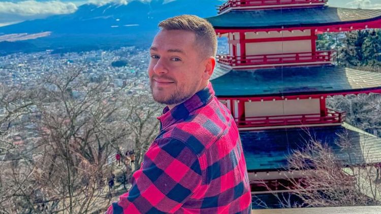 Jeremstar : sa transformation physique impressionne les internautes