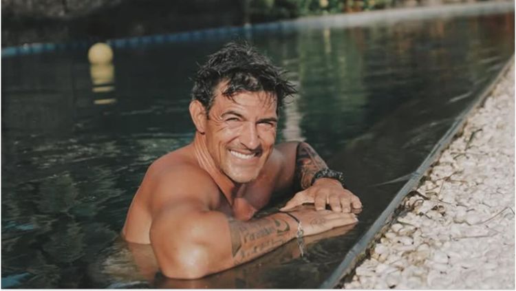 L’autre vie de Jean-Pascal Lacoste : l'ex-candidat de la Star Academy suit une formation pour se lancer dans un métier surprenant