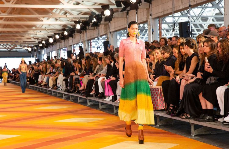 Fashion Week : comment assister à un défilé de mode sans invitation ?
