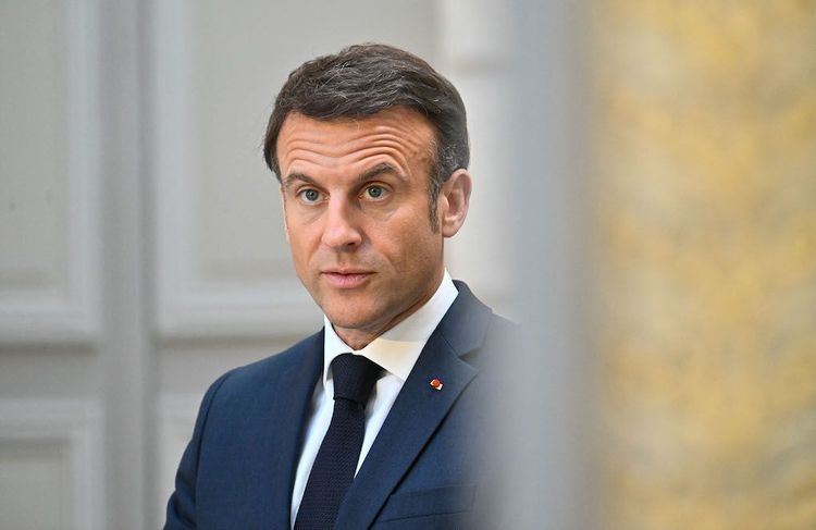 JO 2024 : Emmanuel Macron prend la défense de la chanteuse Aya Nakamura