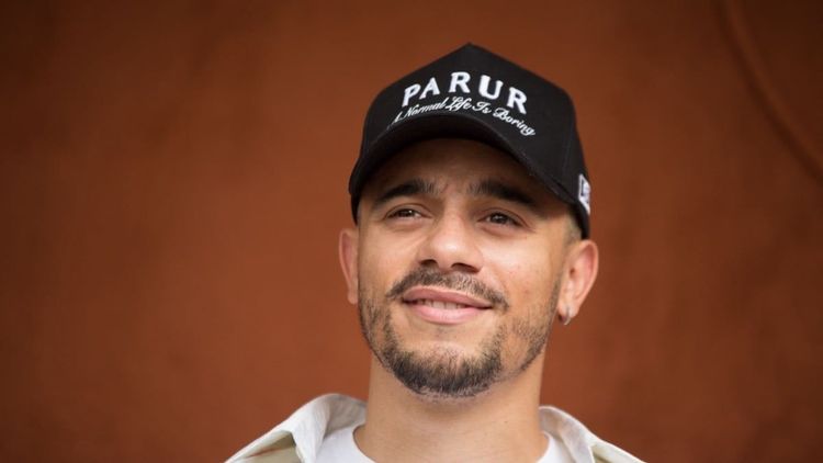 Mister V : une partie de sa communauté "profondément raciste", le YouTubeur désavoue