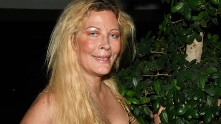 "Je me rends le plus moche possible" : après les violentes critiques sur son apparence physique, Loana dévoile la triste raison derrière son look négligé !
