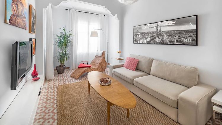 Hausse d'impôts, taxe sur les Airbnb... Voici les 3 mesures envisagées (ou non) pour les particuliers
