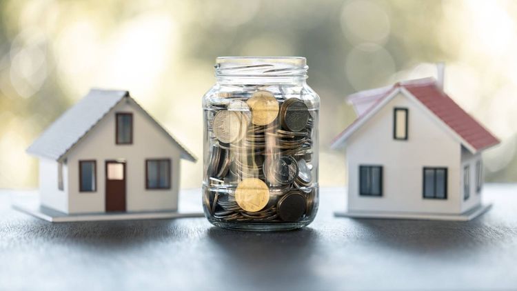 Crédit immobilier : faut-il mobiliser toute son épargne ou emprunter le plus possible ?