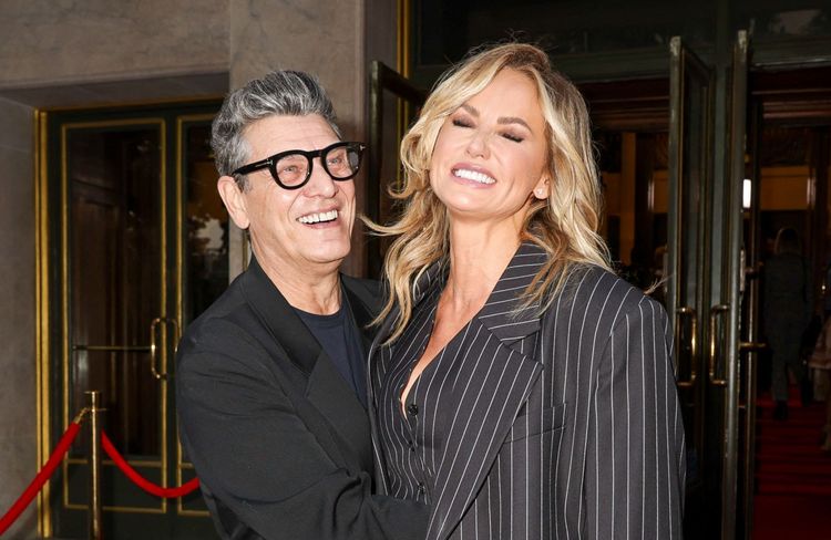 Marc Lavoine critiqué pour son baiser à Adriana Karembeu, il répond