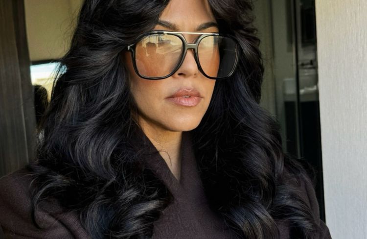 Qu’est-ce que la « YSL haircut », cette coupe au brushing volumineux très 70’s vue sur les réseaux ?